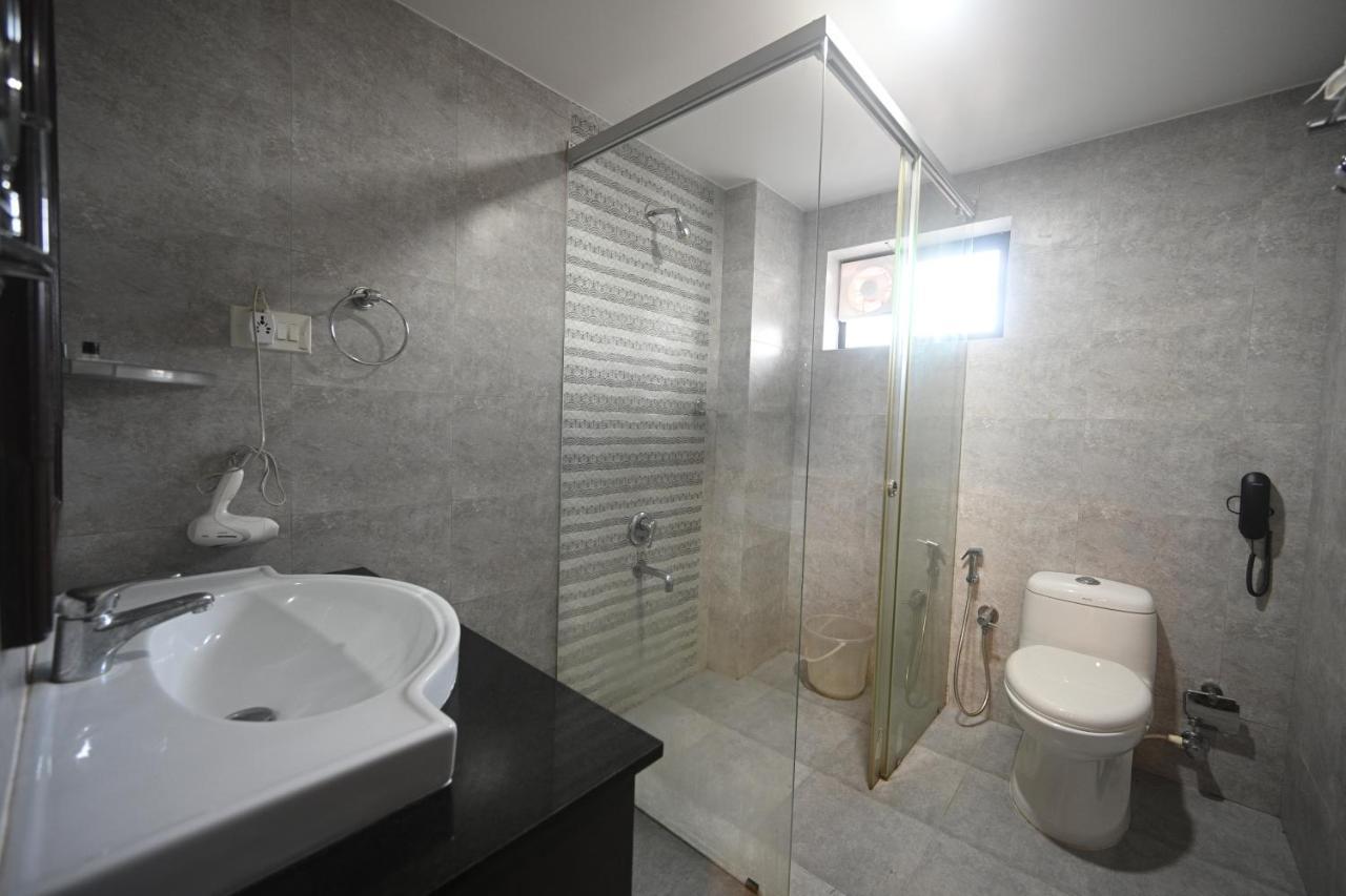 Hotel Bhagavath Gardens Chengannur Eksteriør bilde