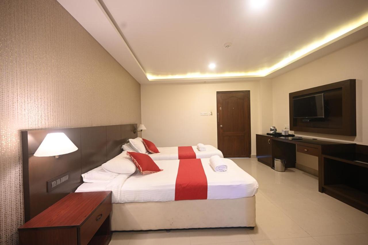 Hotel Bhagavath Gardens Chengannur Eksteriør bilde