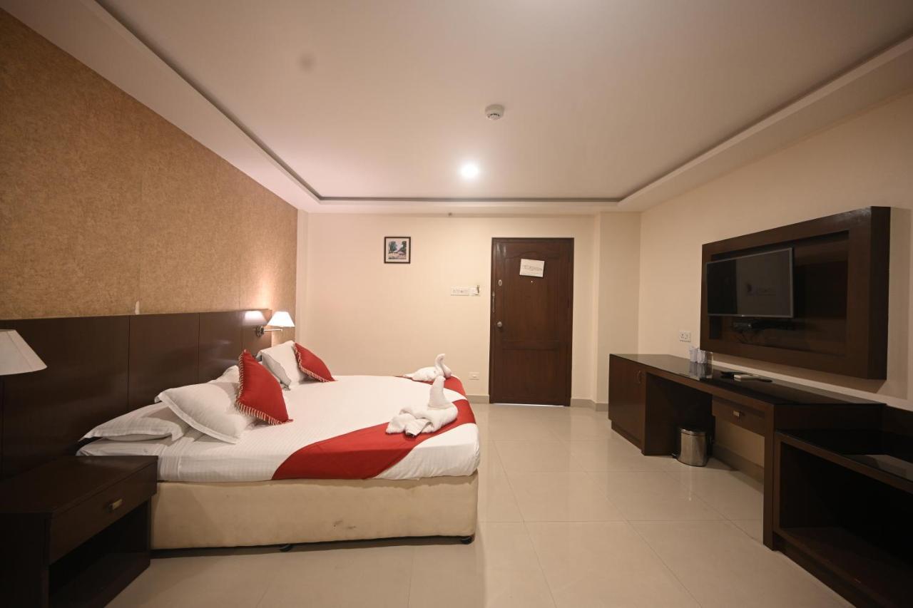 Hotel Bhagavath Gardens Chengannur Eksteriør bilde