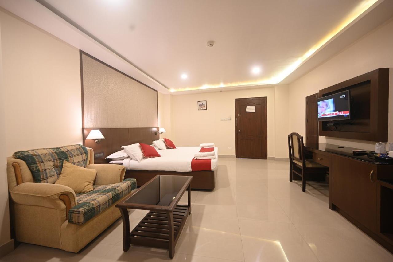 Hotel Bhagavath Gardens Chengannur Eksteriør bilde