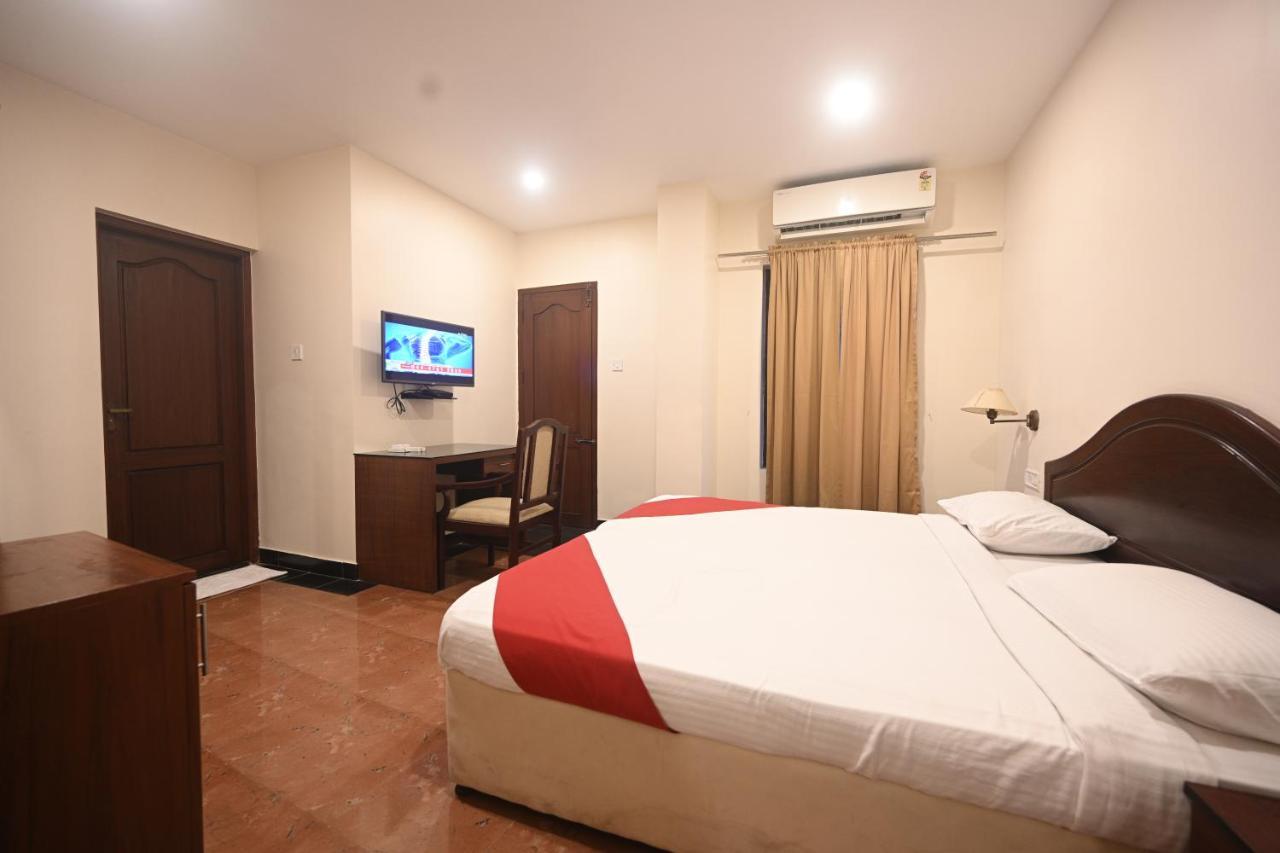 Hotel Bhagavath Gardens Chengannur Eksteriør bilde