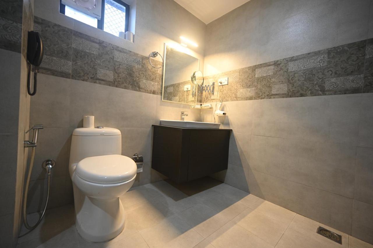 Hotel Bhagavath Gardens Chengannur Eksteriør bilde
